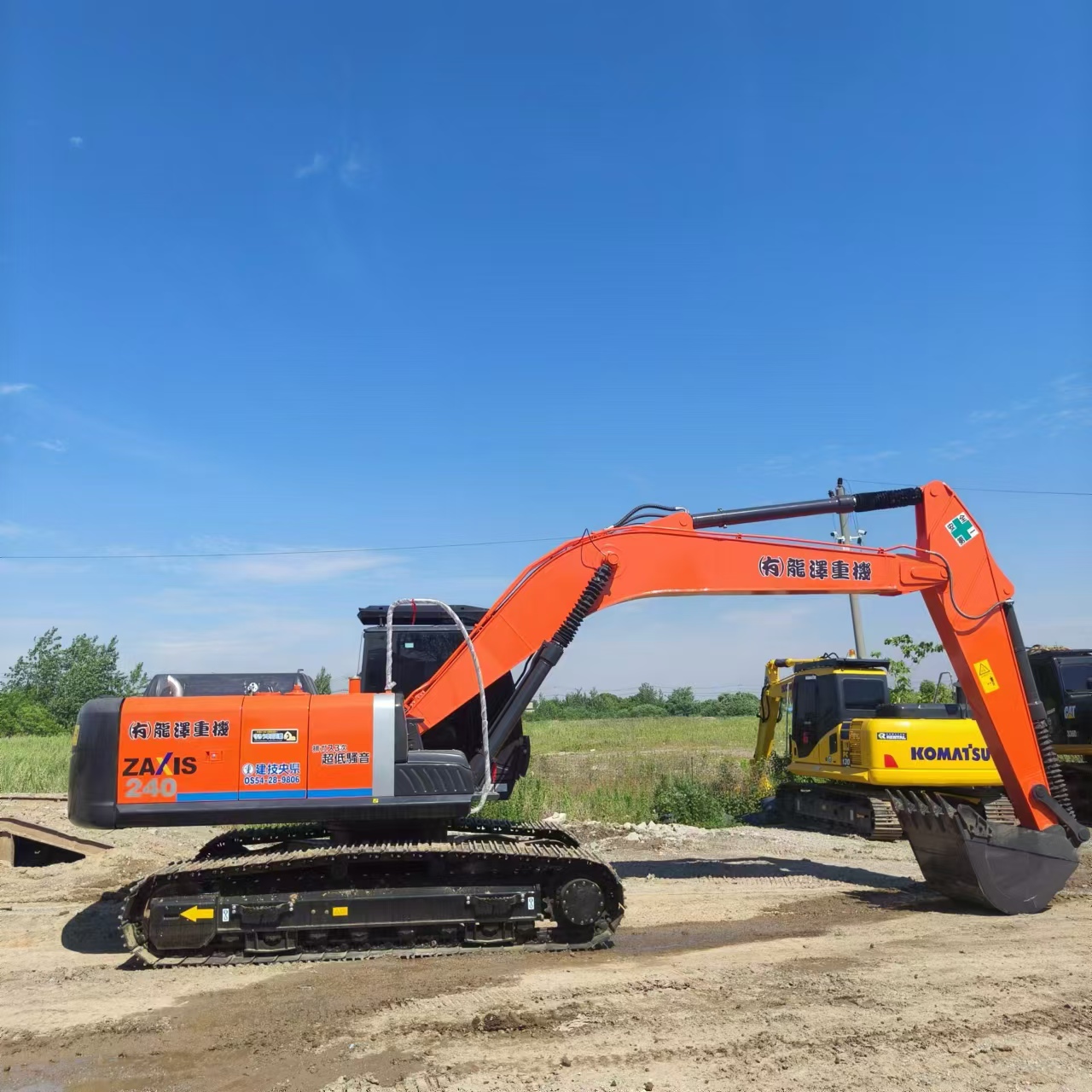 HITACHI ZX240 - Crawler excavator: picture 2 HITACHI ZX240 - Crawler excavator: picture 2