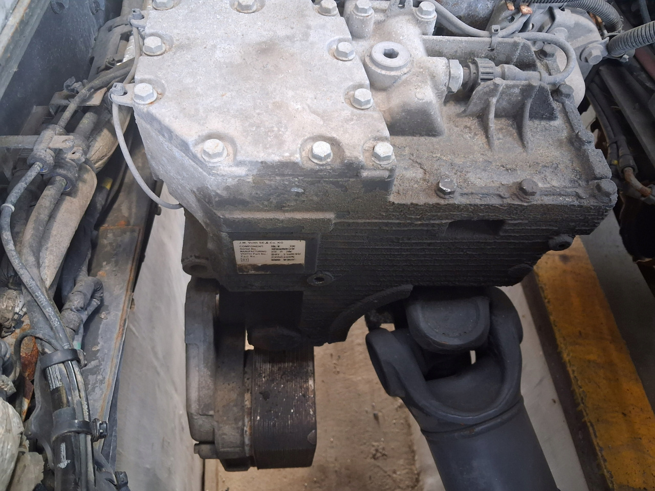 I-SHIFT RENAULT GAMA T EVO VOLVO FH 4 5 AUTOMAT AT2612 F RETARDER - Gearbox: picture 3 I-SHIFT RENAULT GAMA T EVO VOLVO FH 4 5 AUTOMAT AT2612 F RETARDER - Gearbox: picture 3