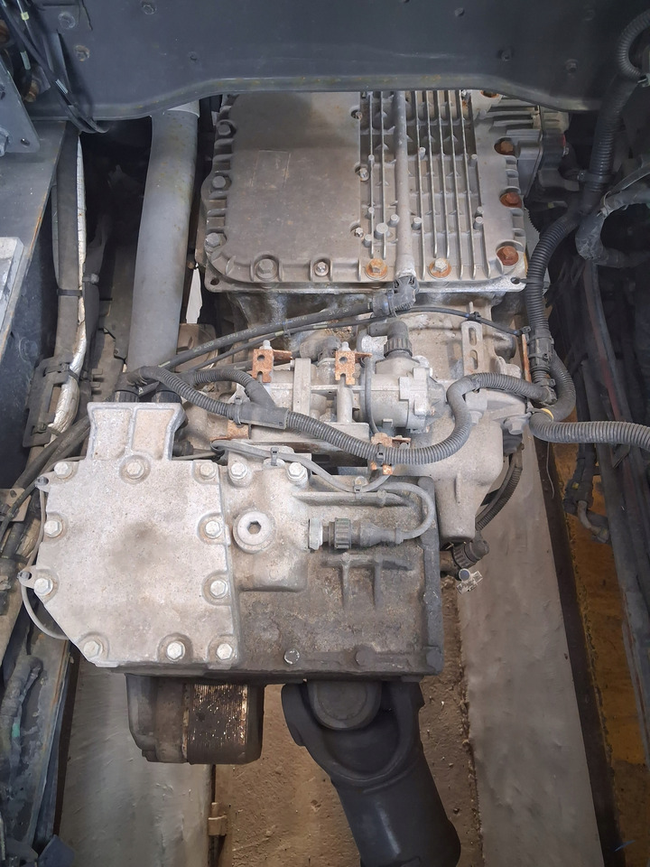 I-SHIFT RENAULT GAMA T EVO VOLVO FH 4 5 AUTOMAT AT2612 F RETARDER - Gearbox: picture 1 I-SHIFT RENAULT GAMA T EVO VOLVO FH 4 5 AUTOMAT AT2612 F RETARDER - Gearbox: picture 1