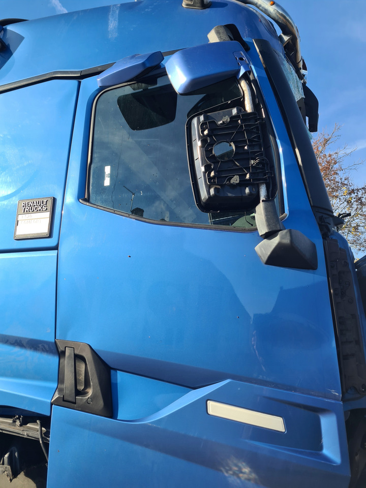 RENAULT DRZWI KOMPLETNE PRAWE RENAULT GAMA RANGE HIGH WYSOKA KABINA - Door and parts for Truck: picture 4 RENAULT DRZWI KOMPLETNE PRAWE RENAULT GAMA RANGE HIGH WYSOKA KABINA - Door and parts for Truck: picture 4
