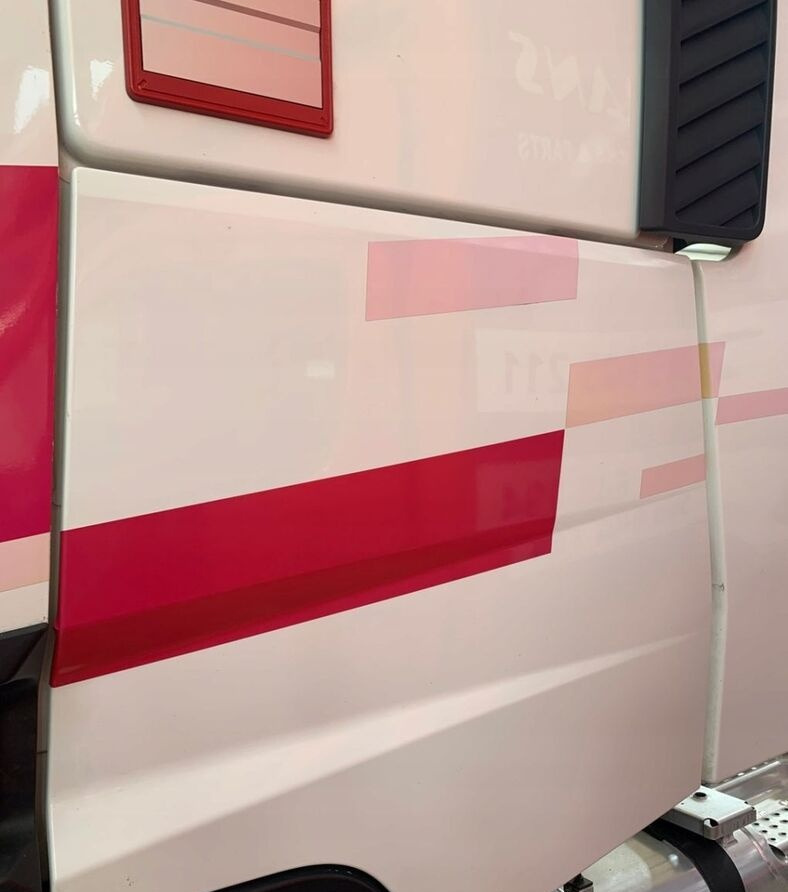 Renault GAMA RANGE T - Body and exterior for Truck: picture 1 Renault GAMA RANGE T - Body and exterior for Truck: picture 1