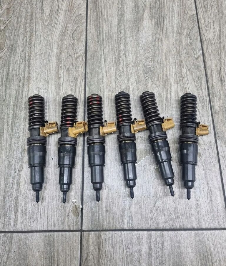 VOLVO POMPOWTRYSKIWACZE VOLVO FH 4 FM 4 D13K RENAULT GAMA T C K DTI 13 EURO 6 - Injector for Truck: picture 1 VOLVO POMPOWTRYSKIWACZE VOLVO FH 4 FM 4 D13K RENAULT GAMA T C K DTI 13 EURO 6 - Injector for Truck: picture 1