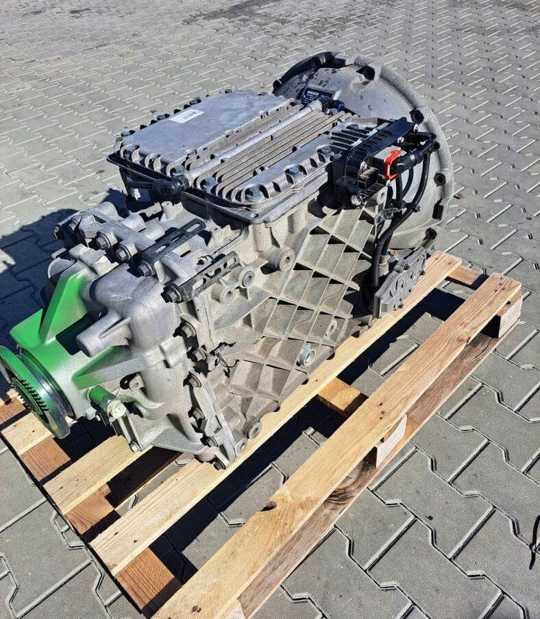 Volvo SKRZYNIA BIEGÓW RENAULT GAMA T ATO2612E VOLVO FH 4 ATO - Gearbox for Truck: picture 1 Volvo SKRZYNIA BIEGÓW RENAULT GAMA T ATO2612E VOLVO FH 4 ATO - Gearbox for Truck: picture 1