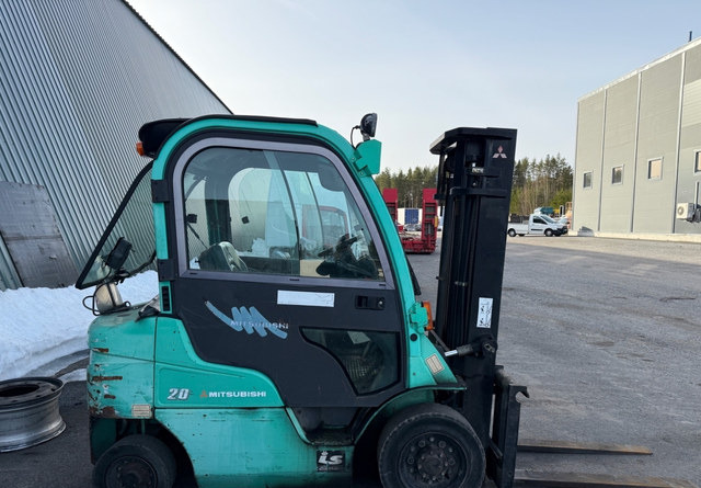 Diesel forklift Mitsubishi FD20N: picture 7