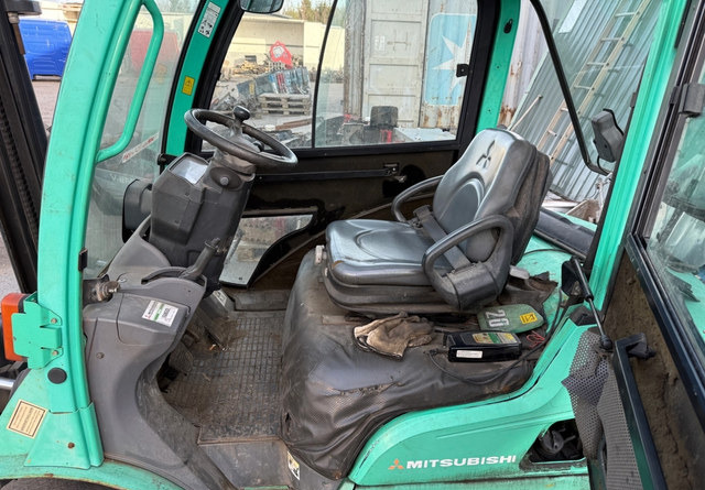 Diesel forklift Mitsubishi FD20N: picture 11