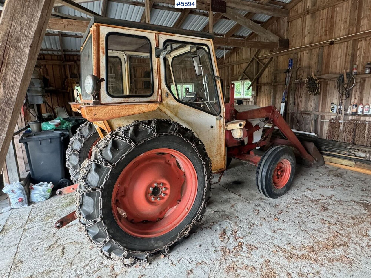 Farm tractor 1974 David Brown 885 w/ loaders and chain.: picture 7 Farm tractor 1974 David Brown 885 w/ loaders and chain.: picture 7