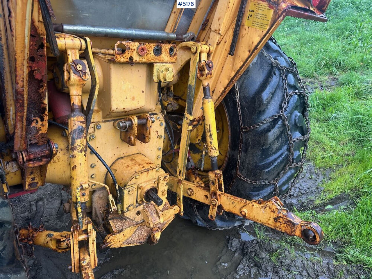 Farm tractor 1977 Volvo 650 tractor. WATCH VIDEO: picture 9