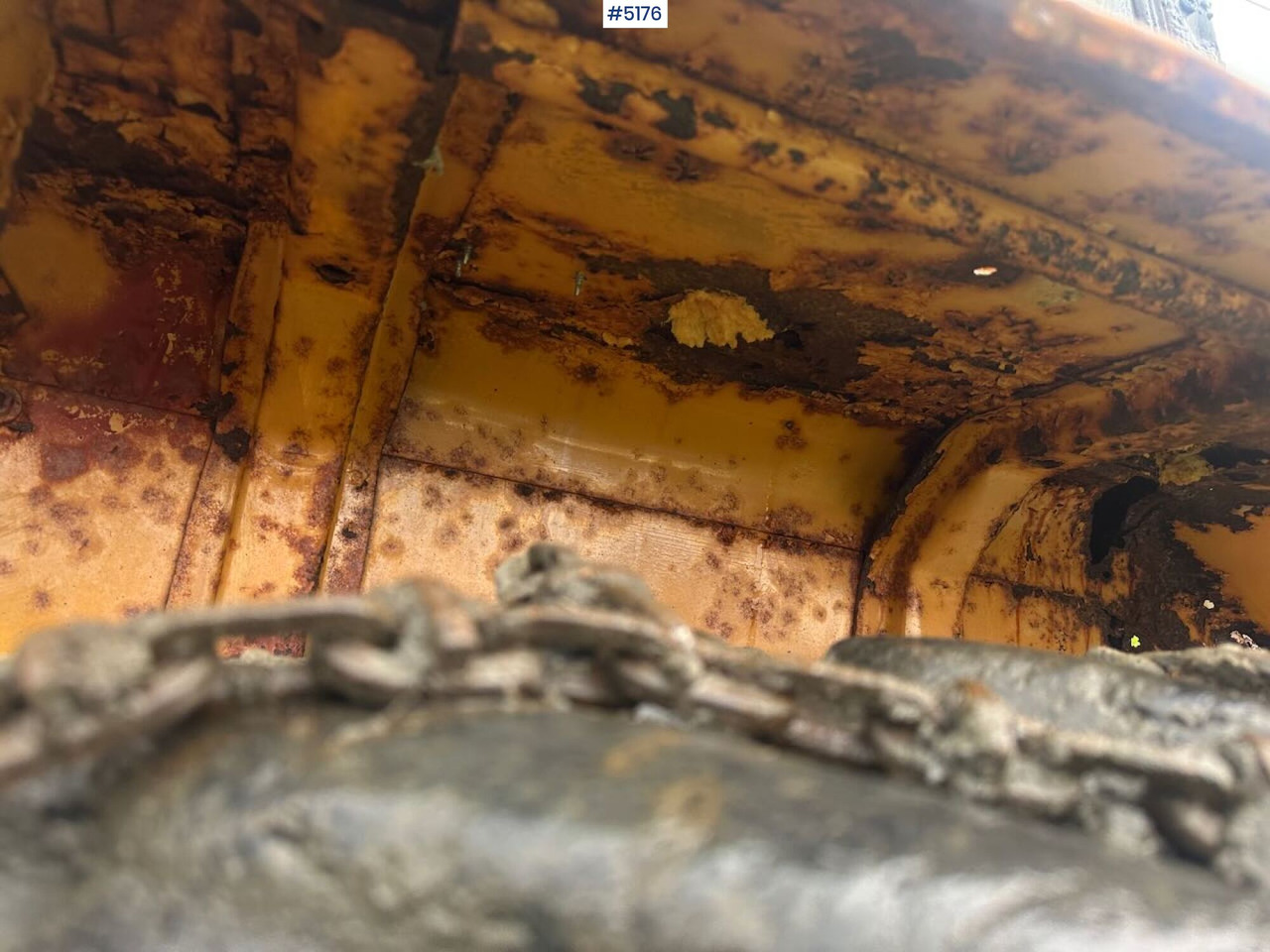 Farm tractor 1977 Volvo 650 tractor. WATCH VIDEO: picture 15