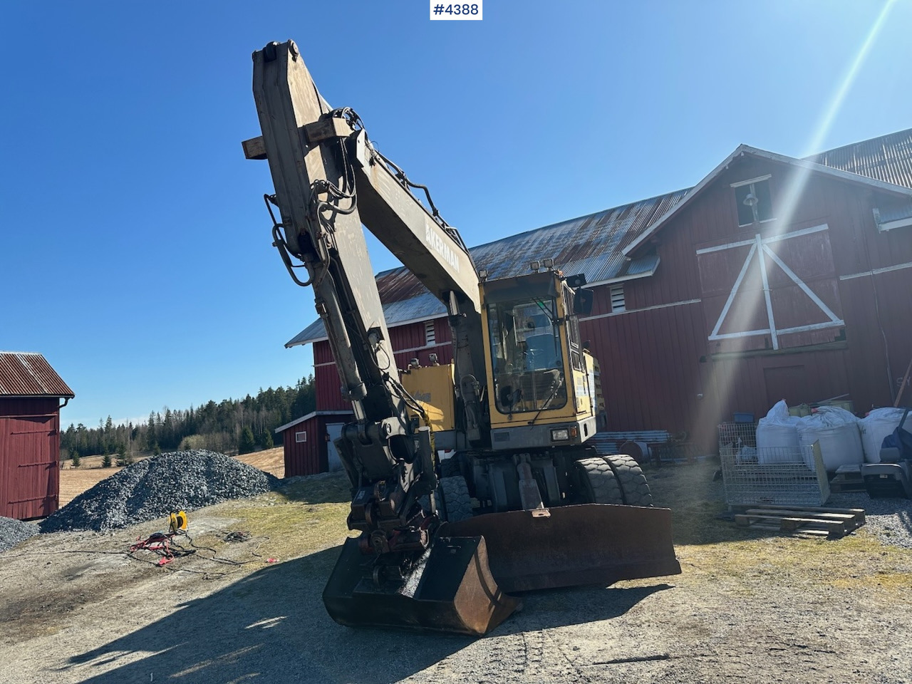 1995 Åkermann EW200 Wheel machine w/ grading bucket og tiltrotator. WATCH VIDEO. - Excavator: picture 4 1995 Åkermann EW200 Wheel machine w/ grading bucket og tiltrotator. WATCH VIDEO. - Excavator: picture 4