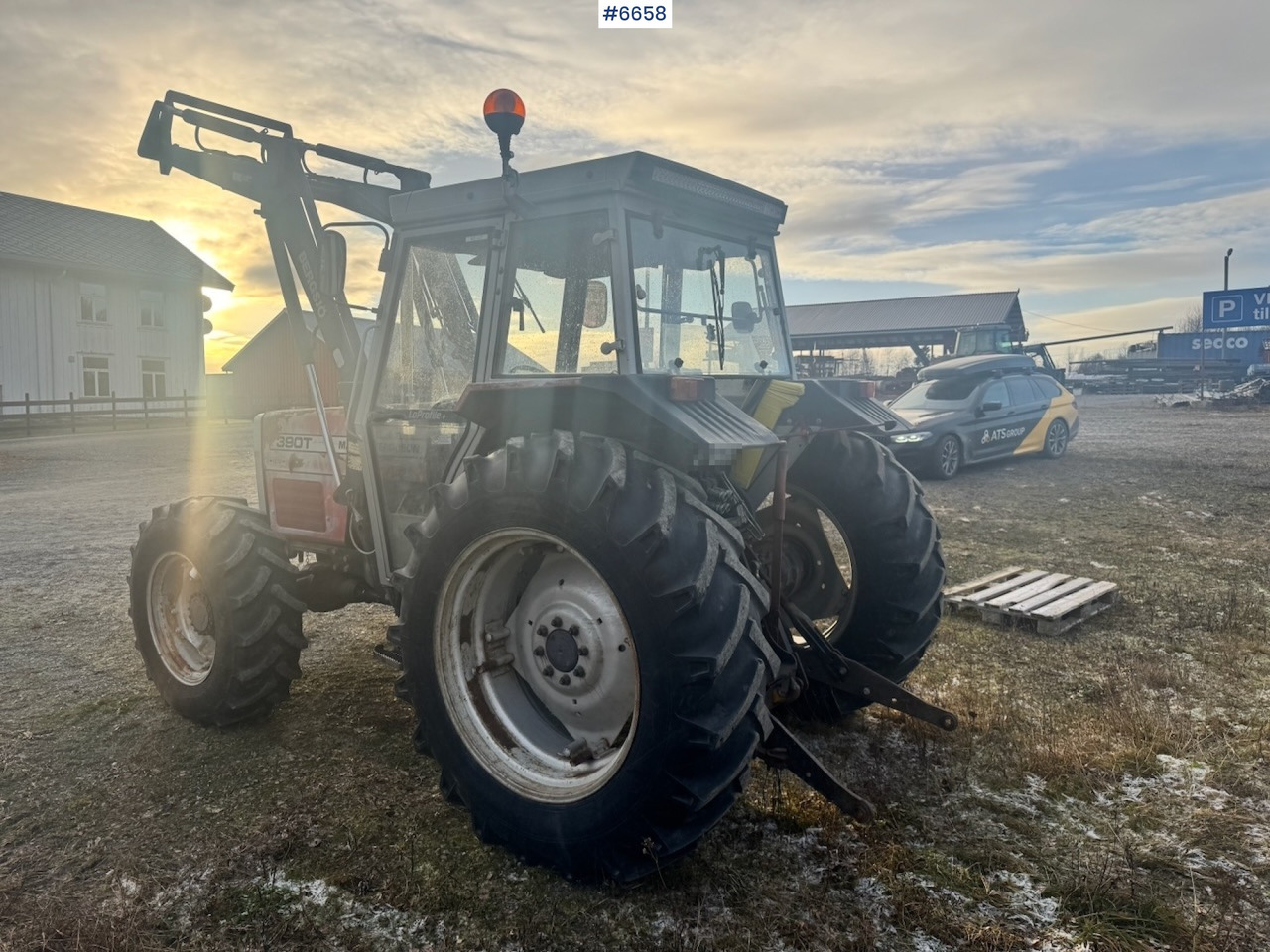 1995 Massey Ferguson 390T w/ Front Loader. - Farm tractor: picture 4 1995 Massey Ferguson 390T w/ Front Loader. - Farm tractor: picture 4