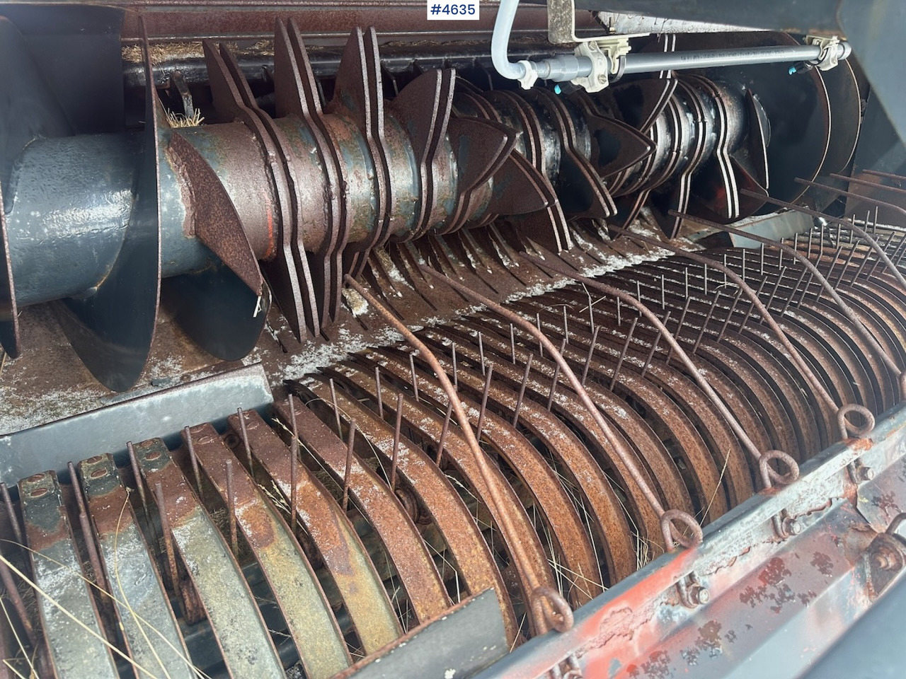 Hay and forage equipment 1998 Vicon RF 130 Round baler.: picture 9