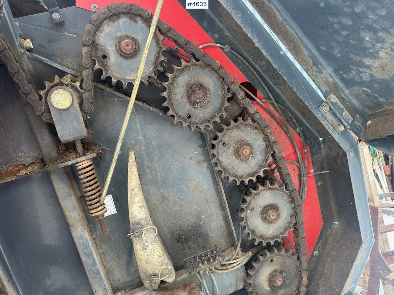 Hay and forage equipment 1998 Vicon RF 130 Round baler.: picture 14