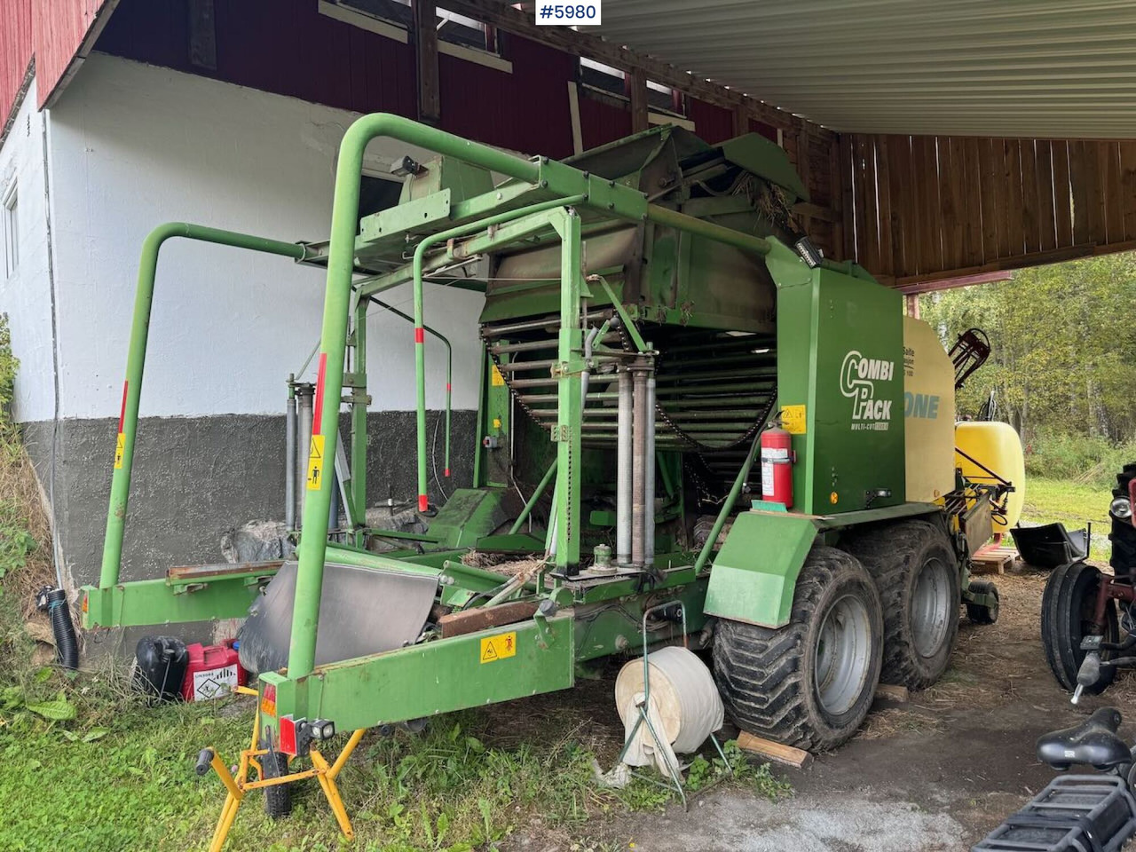 2001 Krone Combipack 1500 - Hay and forage equipment: picture 5 2001 Krone Combipack 1500 - Hay and forage equipment: picture 5