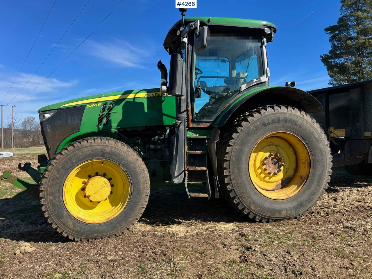 2012 John Deere 7260R Tractor w/ PTO - Farm tractor: picture 1 2012 John Deere 7260R Tractor w/ PTO - Farm tractor: picture 1