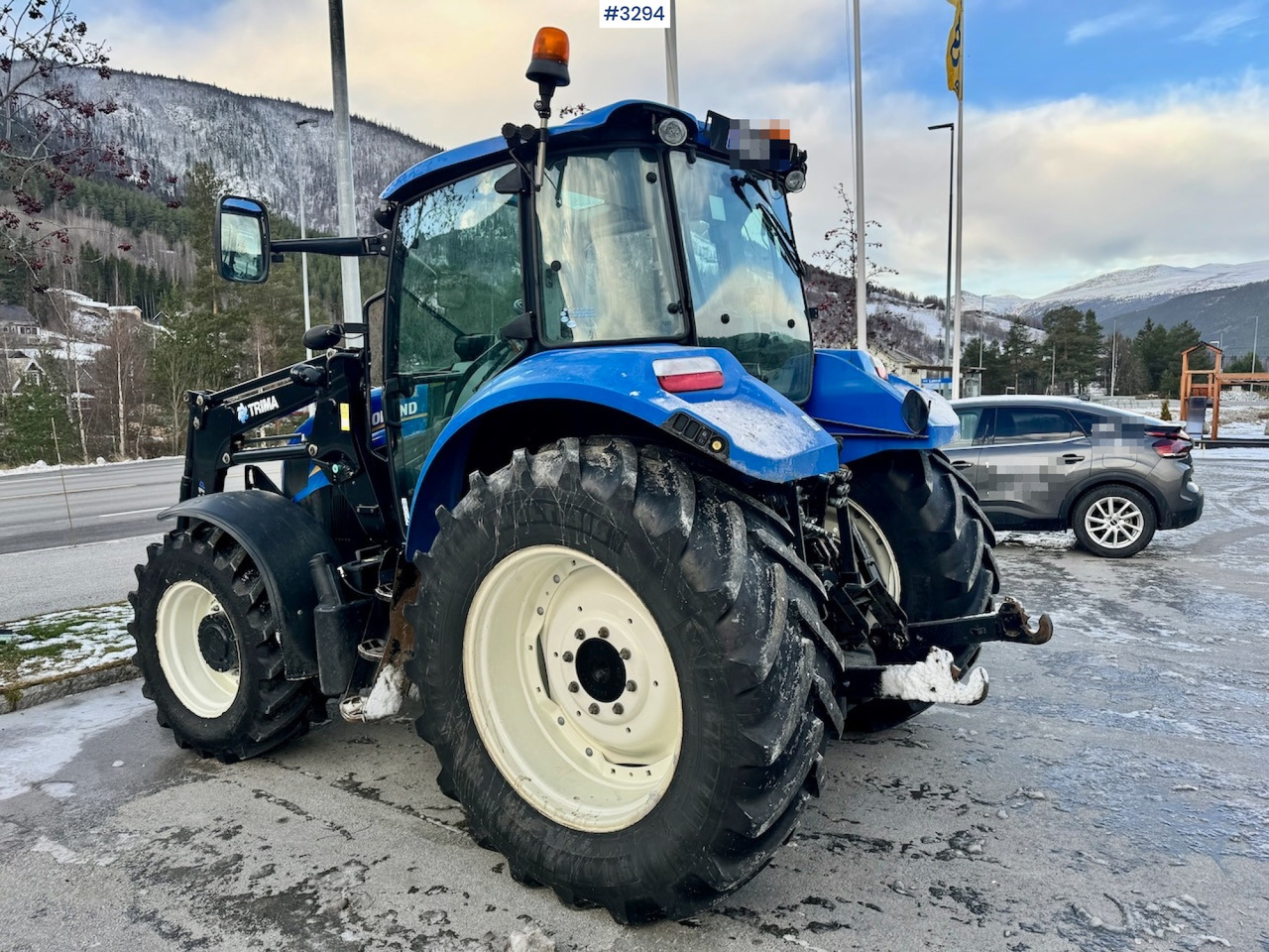 2013 New Holland T5.95 with Trima +2.1P Front Loader. New Engine! - Farm tractor: picture 5 2013 New Holland T5.95 with Trima +2.1P Front Loader. New Engine! - Farm tractor: picture 5