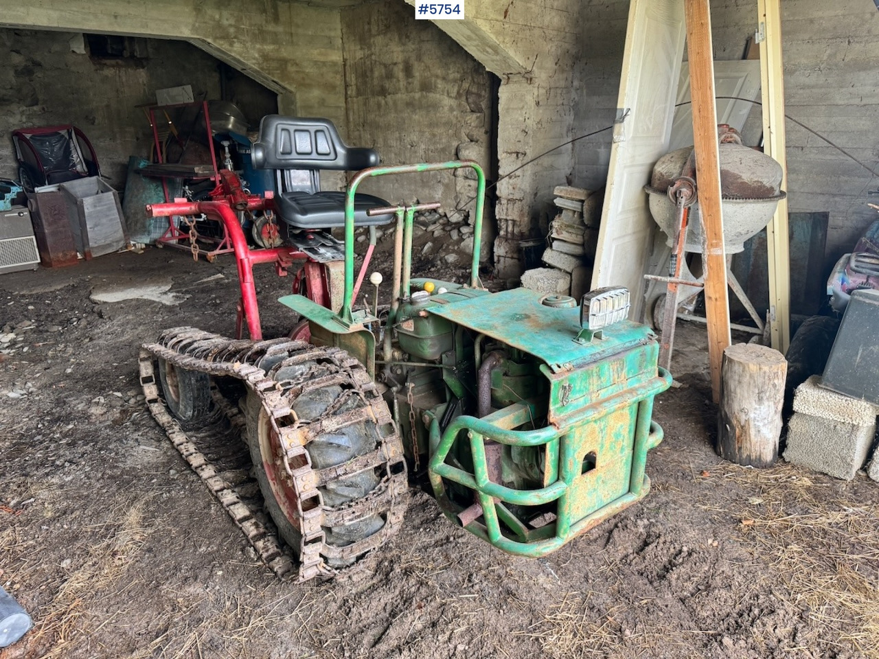 Ca. 1960 Agria Drabant with Winch - Farm tractor: picture 1 Ca. 1960 Agria Drabant with Winch - Farm tractor: picture 1