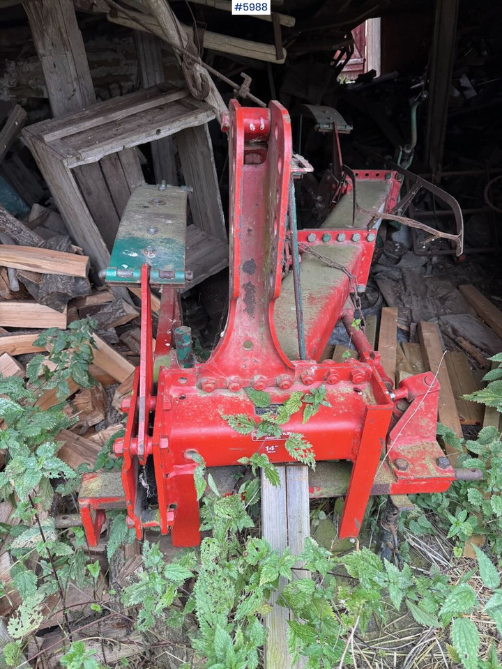 Kverneland Model A Field Boundary Plough - Soil tillage equipment: picture 5 Kverneland Model A Field Boundary Plough - Soil tillage equipment: picture 5