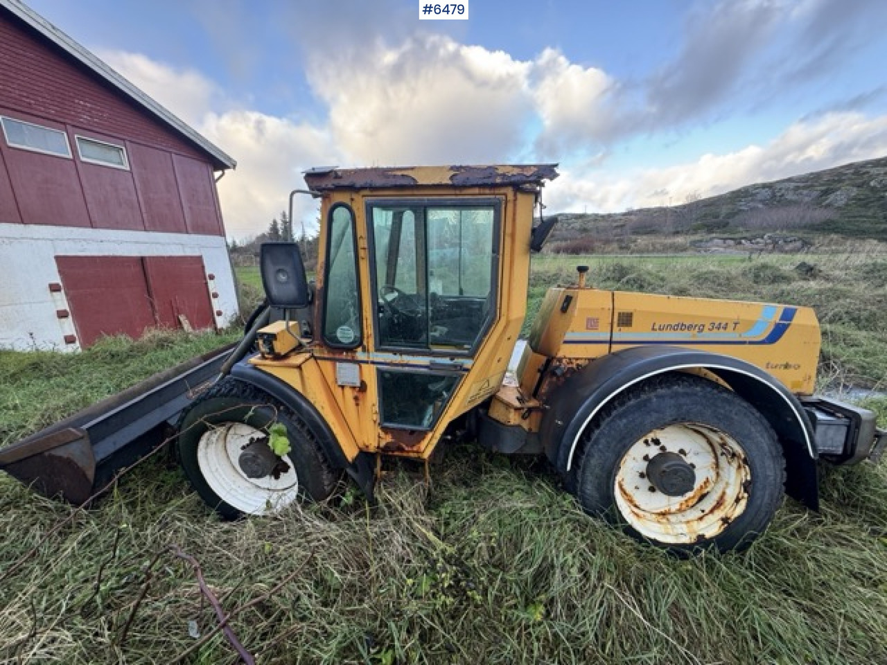 Lundberg 344T Wheel Loader – 1995 Repair object - Wheel loader: picture 3 Lundberg 344T Wheel Loader – 1995 Repair object - Wheel loader: picture 3