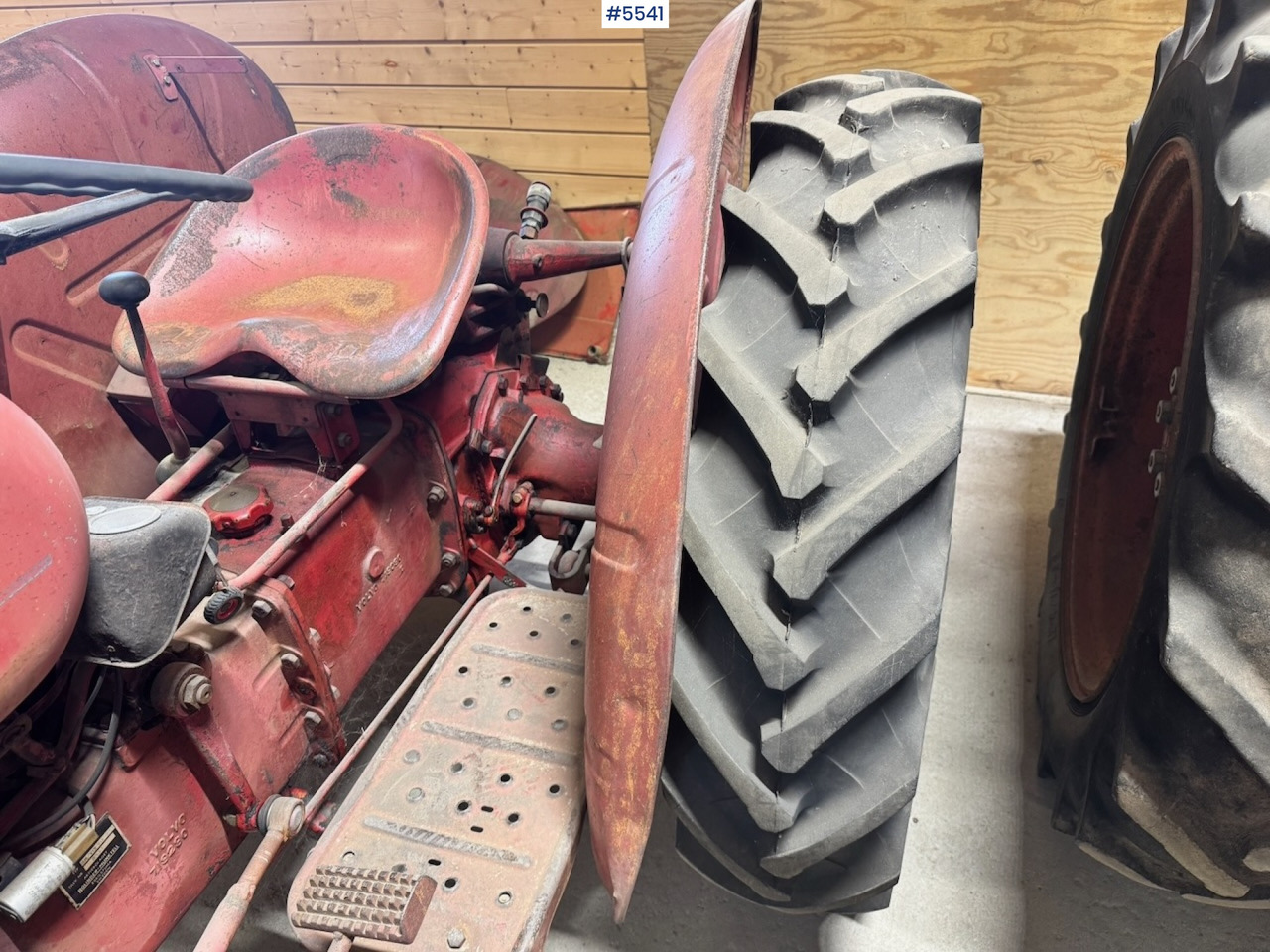 Volvo BM 425 4x2 Tractor. - Farm tractor: picture 4 Volvo BM 425 4x2 Tractor. - Farm tractor: picture 4