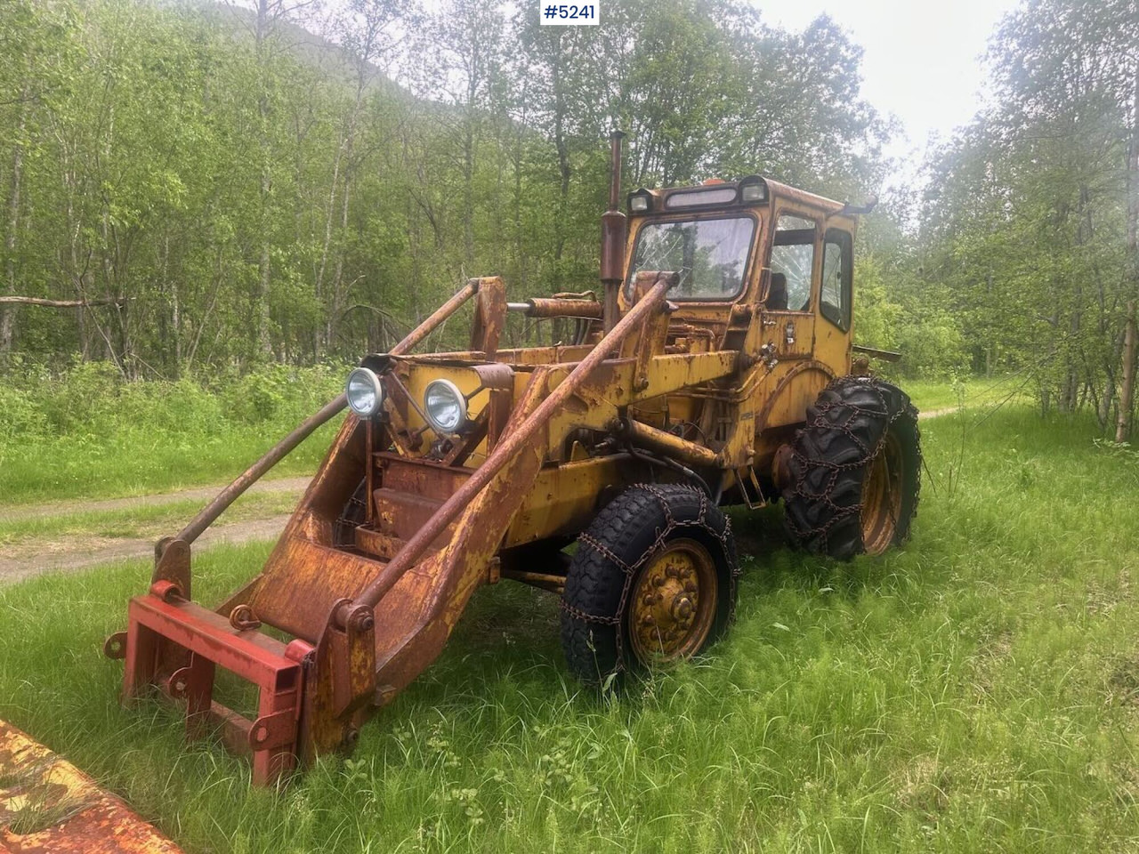 Farm tractor Volvo BM Backhoe loader. REP.OBJEKT.: picture 1