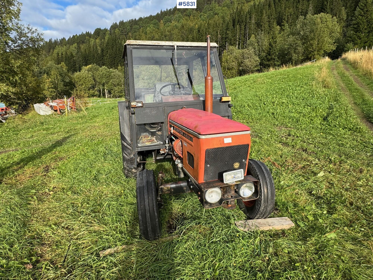 Farm tractor Zetor 4911: picture 6