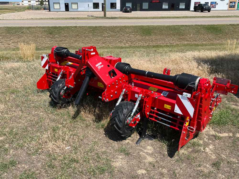 Grimme GF 400 - Haulm topper: picture 1 Grimme GF 400 - Haulm topper: picture 1