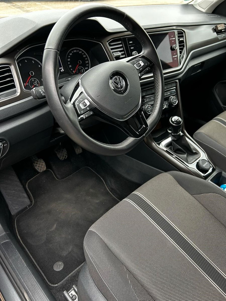 Volkswagen T-Roc Style - SUV: picture 5 Volkswagen T-Roc Style - SUV: picture 5