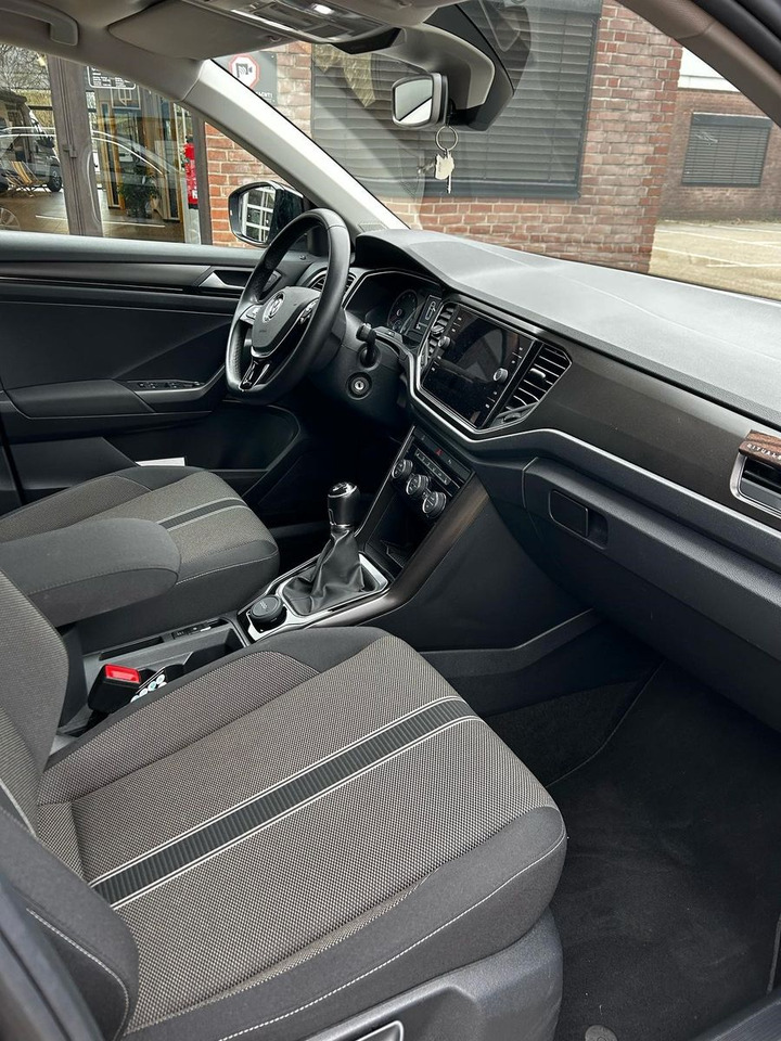 Volkswagen T-Roc Style - SUV: picture 2 Volkswagen T-Roc Style - SUV: picture 2