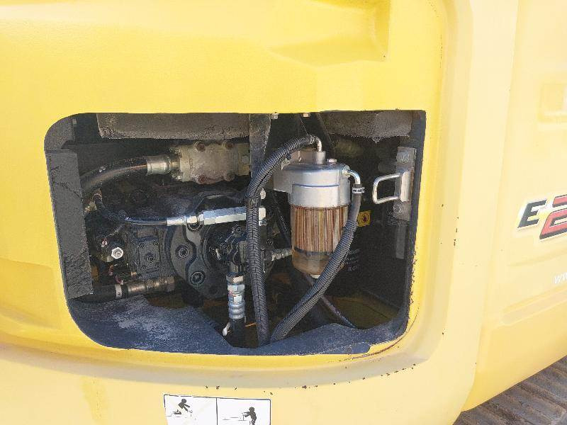 Crawler excavator New Holland E235B SRNLC + GPS Steuerung: picture 6
