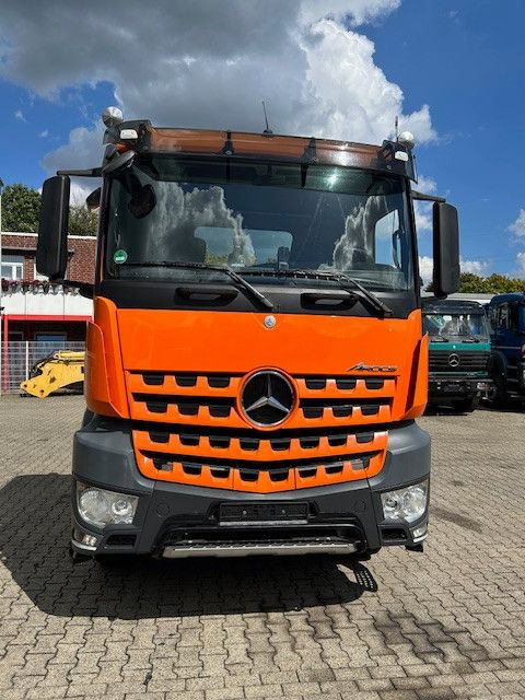 Mercedes-Benz 2651 Arocs MEILLER RK2060 Abroller 6x4 - Hook lift truck: picture 5 Mercedes-Benz 2651 Arocs MEILLER RK2060 Abroller 6x4 - Hook lift truck: picture 5