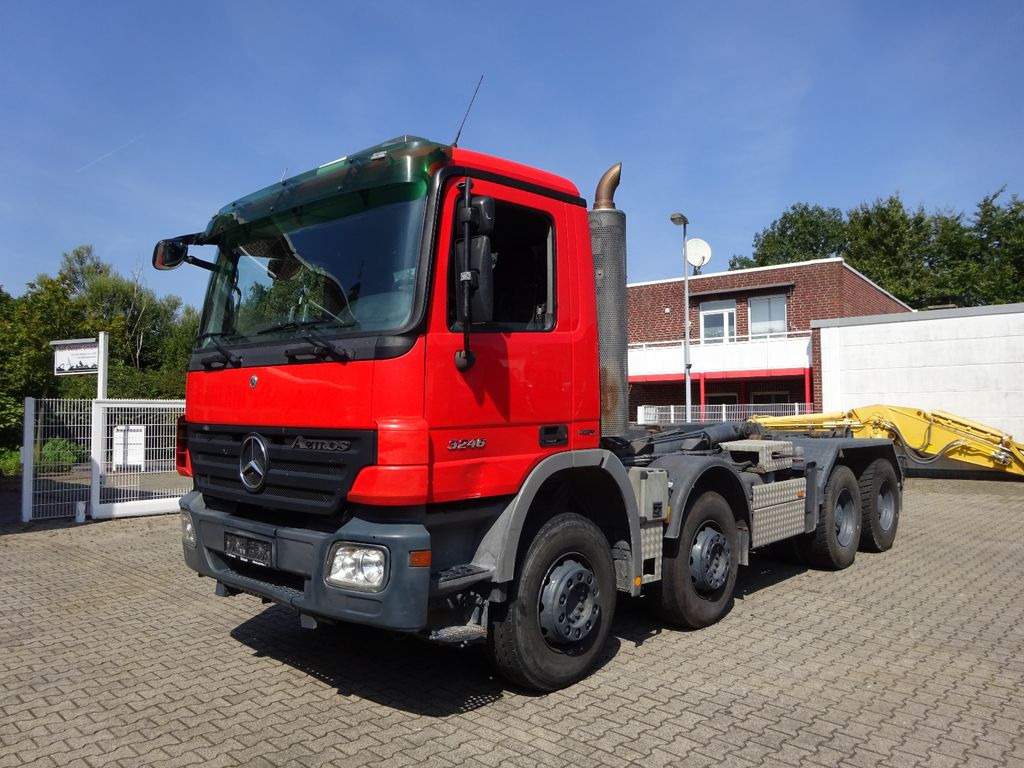Mercedes-Benz 3246 Actros Abroller K45 8x4 Knickhacken  - Hook lift truck: picture 5 Mercedes-Benz 3246 Actros Abroller K45 8x4 Knickhacken  - Hook lift truck: picture 5