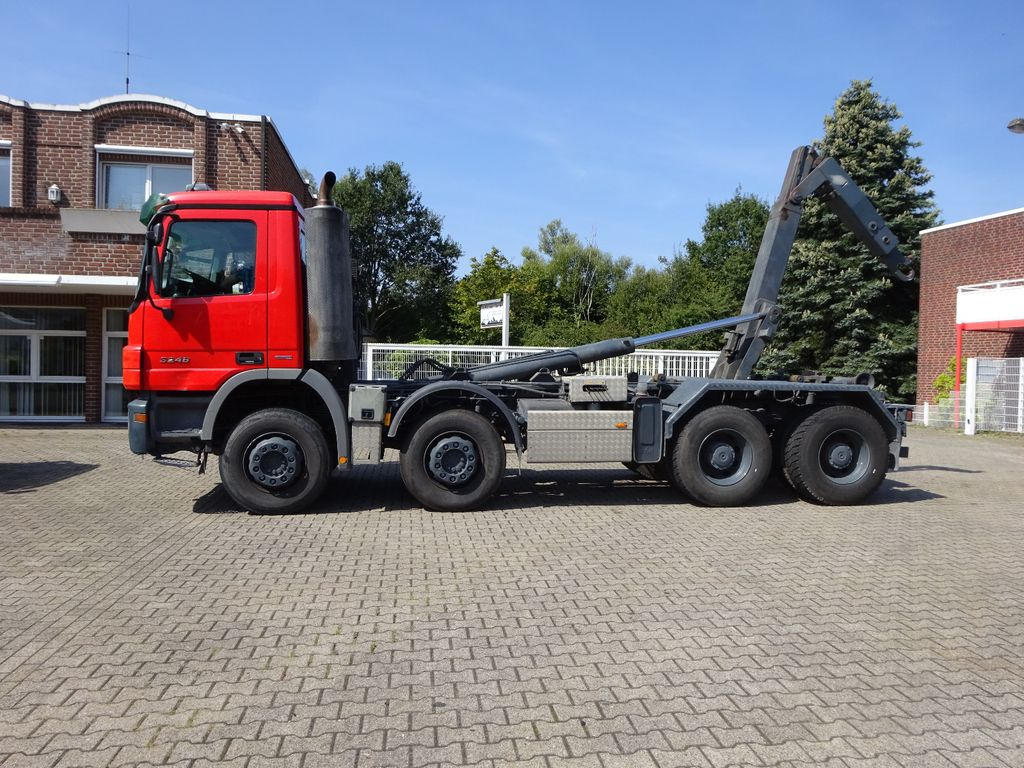 Mercedes-Benz 3246 Actros Abroller K45 8x4 Knickhacken  - Hook lift truck: picture 3 Mercedes-Benz 3246 Actros Abroller K45 8x4 Knickhacken  - Hook lift truck: picture 3