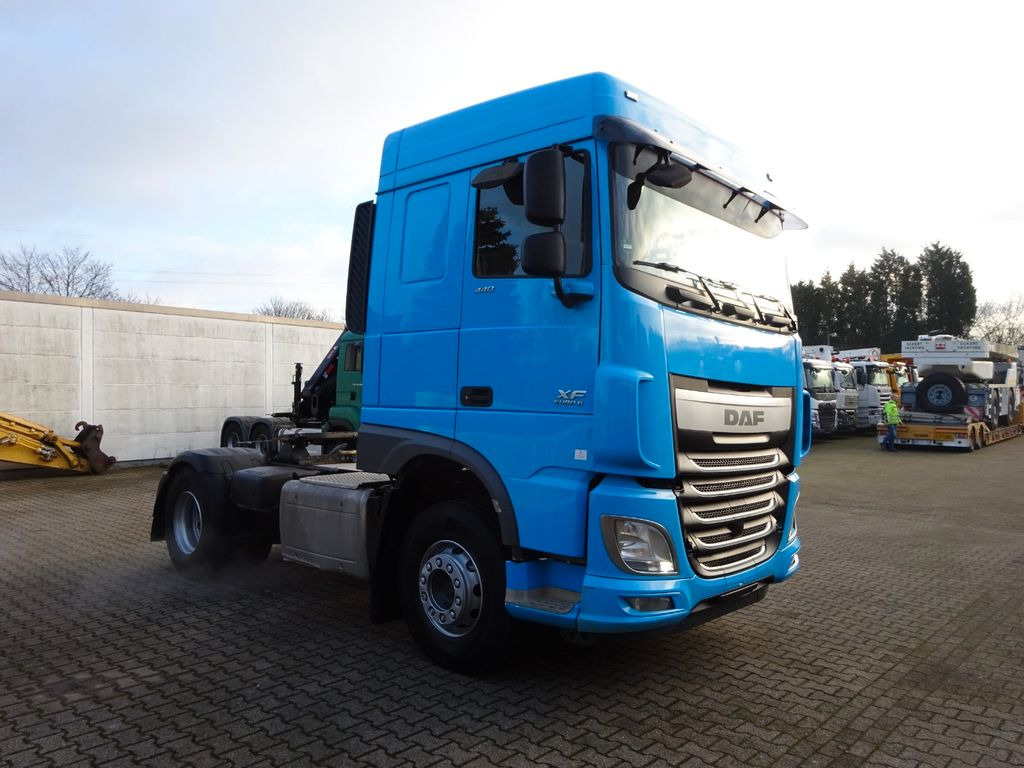 Tractor unit DAF XF 440 + Hydrl. Pumpe 4x2: picture 8