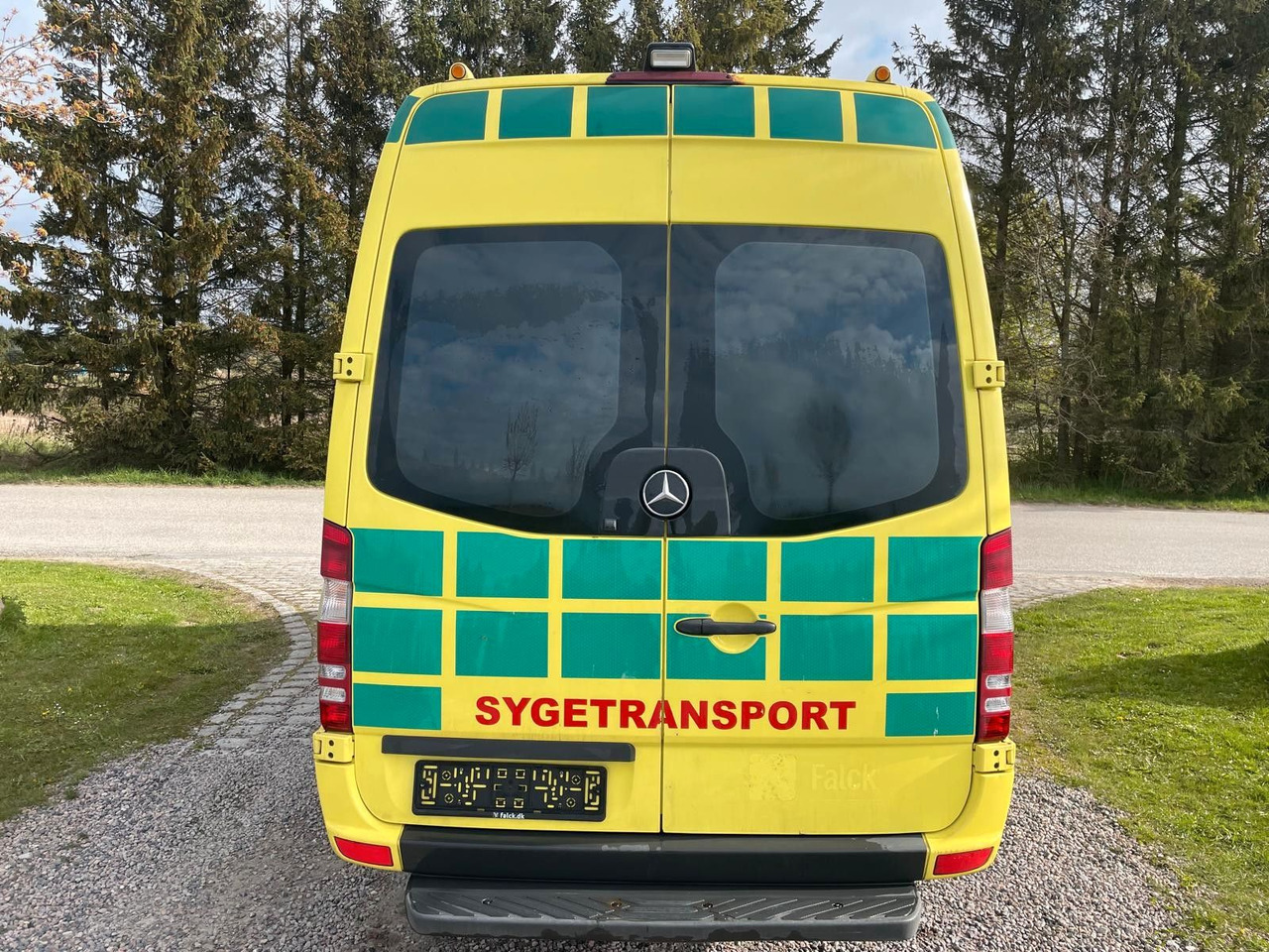 Mercedes-Benz Sprinter II Kasten 316 CDI Ambulance * - Ambulance: picture 3 Mercedes-Benz Sprinter II Kasten 316 CDI Ambulance * - Ambulance: picture 3