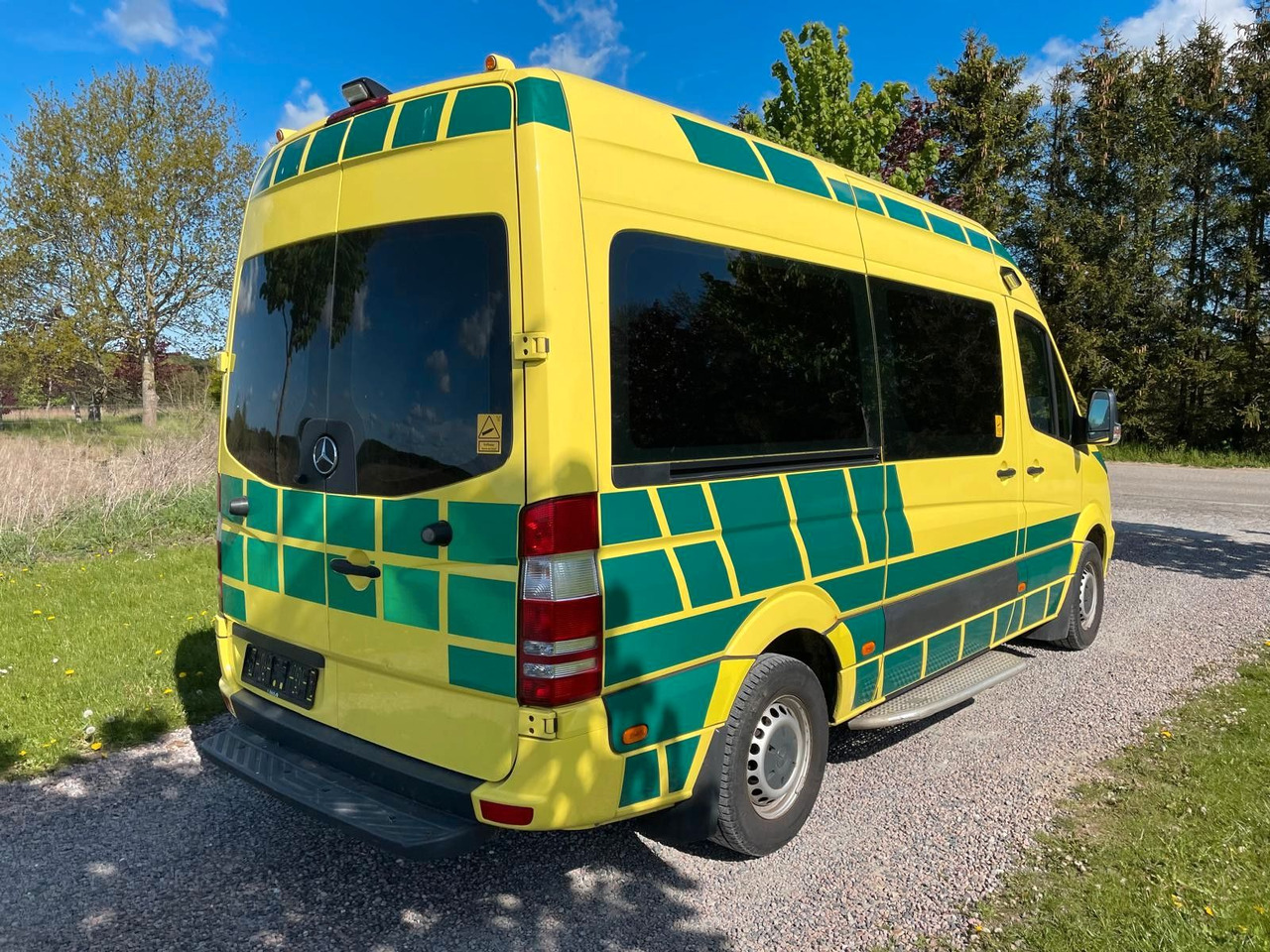 Mercedes-Benz Sprinter II Kasten 316 CDI Aut Ambulance* - Ambulance: picture 5 Mercedes-Benz Sprinter II Kasten 316 CDI Aut Ambulance* - Ambulance: picture 5