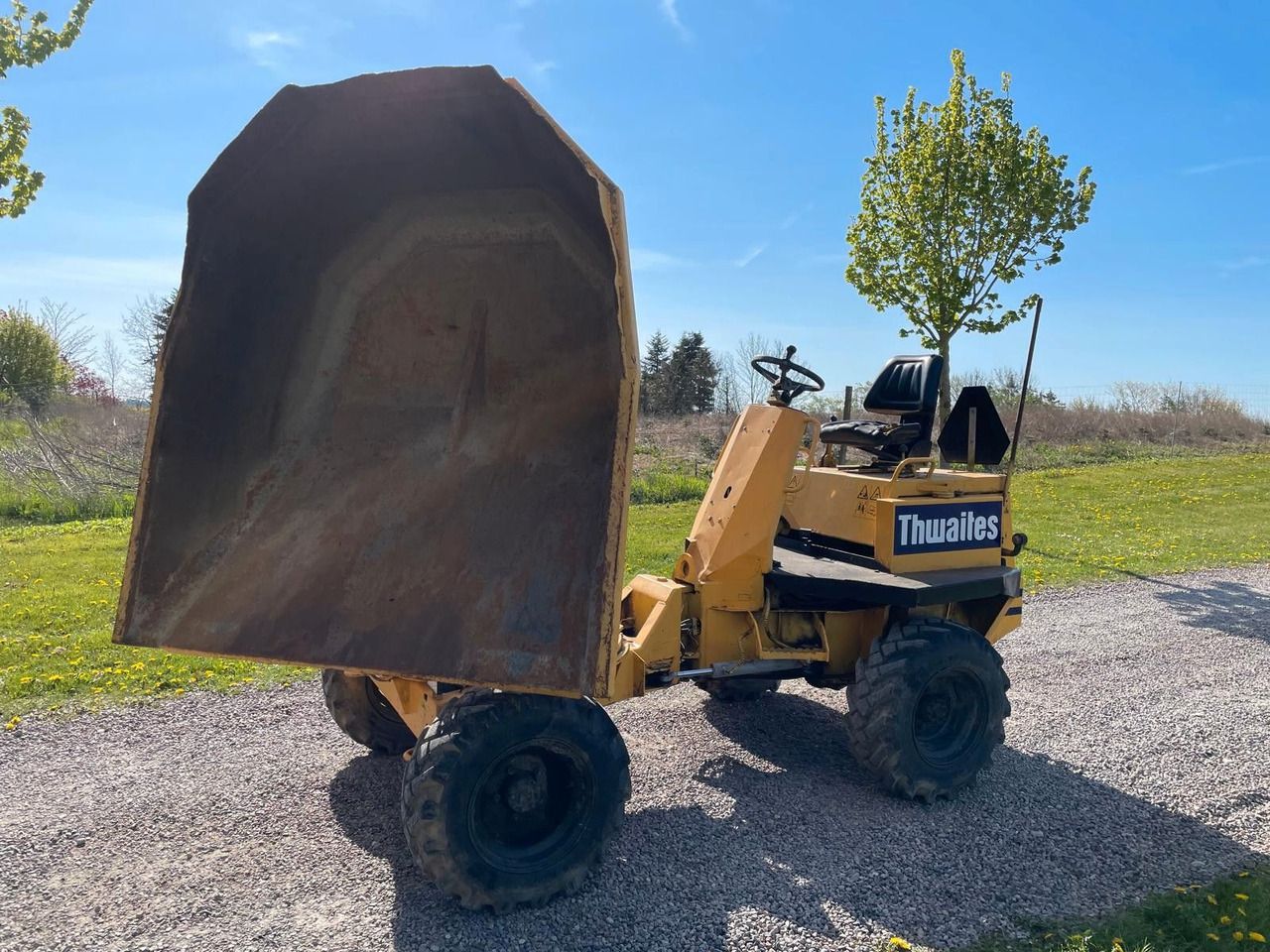 Thwaites CV32 7NQ 5000 H.PS - Mini dumper: picture 1 Thwaites CV32 7NQ 5000 H.PS - Mini dumper: picture 1