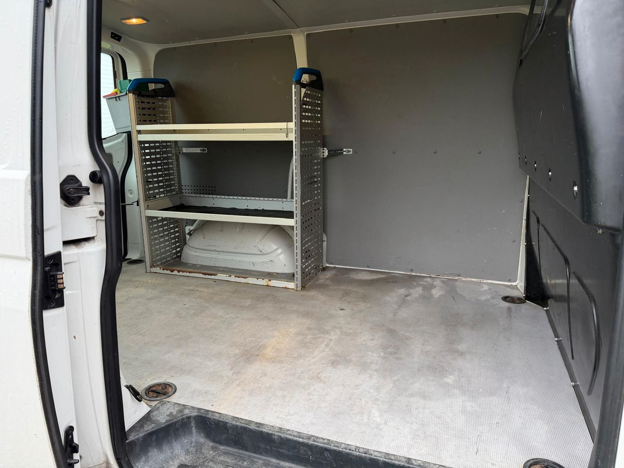 Small van Volkswagen T5 Transporter Kasten-Kombi Kasten: picture 15 Small van Volkswagen T5 Transporter Kasten-Kombi Kasten: picture 15