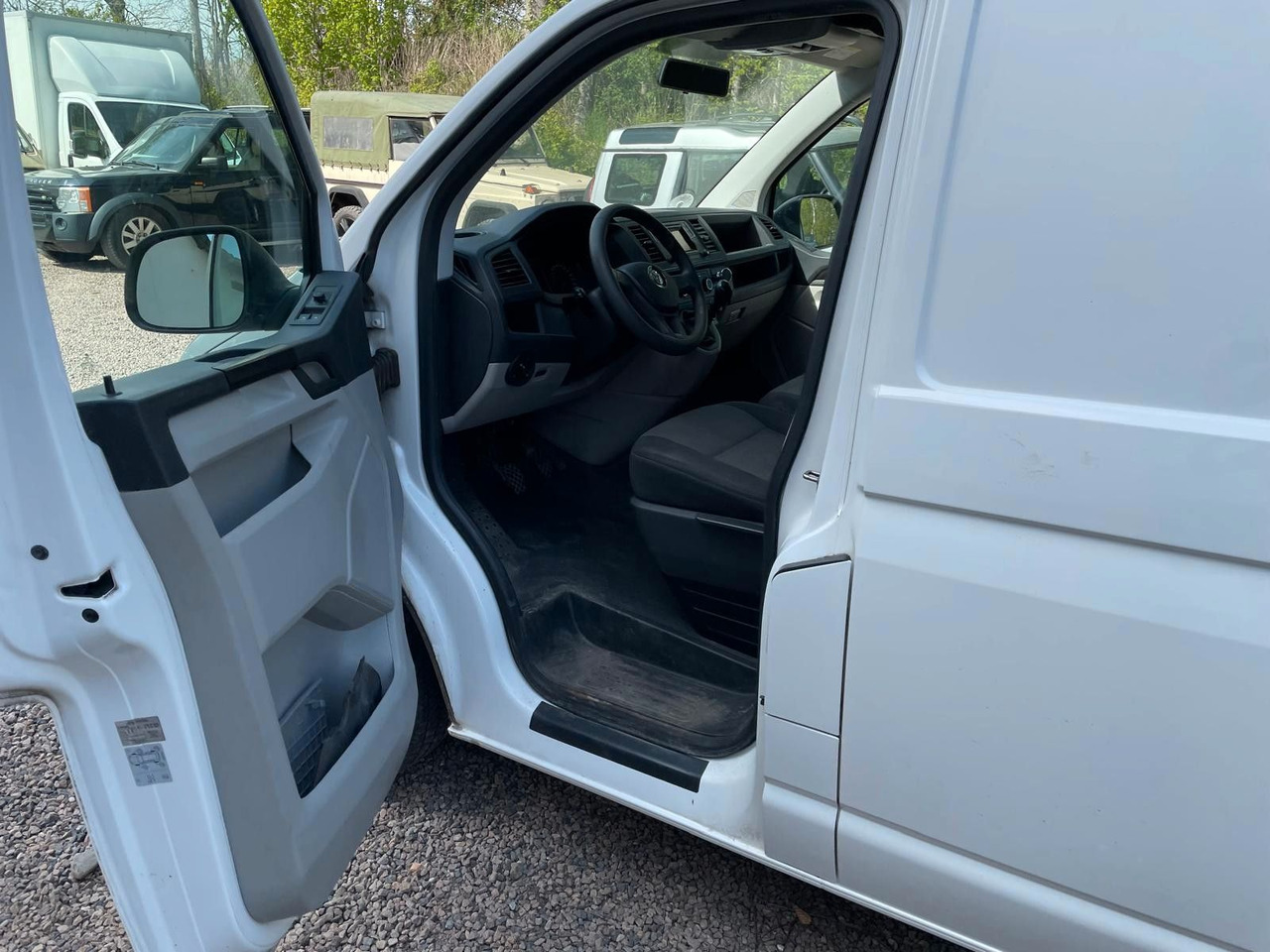 Small van Volkswagen T6 Transporter 2.0 TDI *Motorschaden *RESERVED: picture 9
