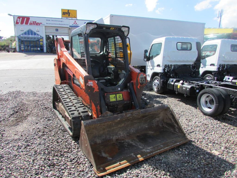 Bobcat T 590 High Flow Kompaktlader 26.000 EUR - Skid steer loader: picture 2 Bobcat T 590 High Flow Kompaktlader 26.000 EUR - Skid steer loader: picture 2