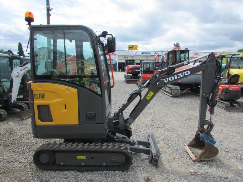 Volvo EC 18 E Minibagger 24.500 EUR - Mini excavator: picture 4 Volvo EC 18 E Minibagger 24.500 EUR - Mini excavator: picture 4