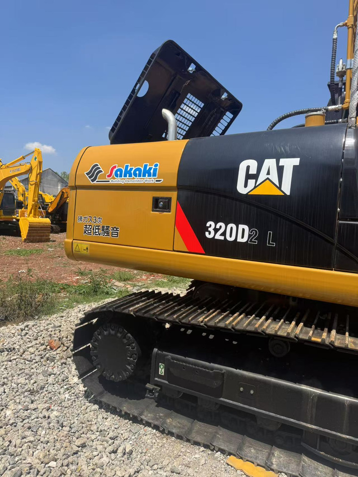 CATERPILLAR 320D2L - Crawler excavator: picture 4 CATERPILLAR 320D2L - Crawler excavator: picture 4