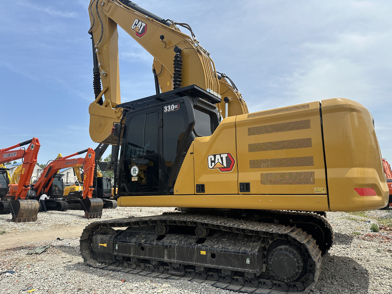 CATERPILLAR 330GC - Wheel excavator: picture 1 CATERPILLAR 330GC - Wheel excavator: picture 1