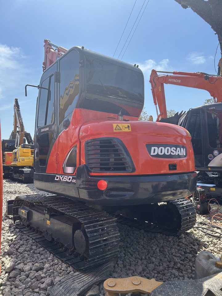 Doosan DX60 - Crawler excavator: picture 4 Doosan DX60 - Crawler excavator: picture 4