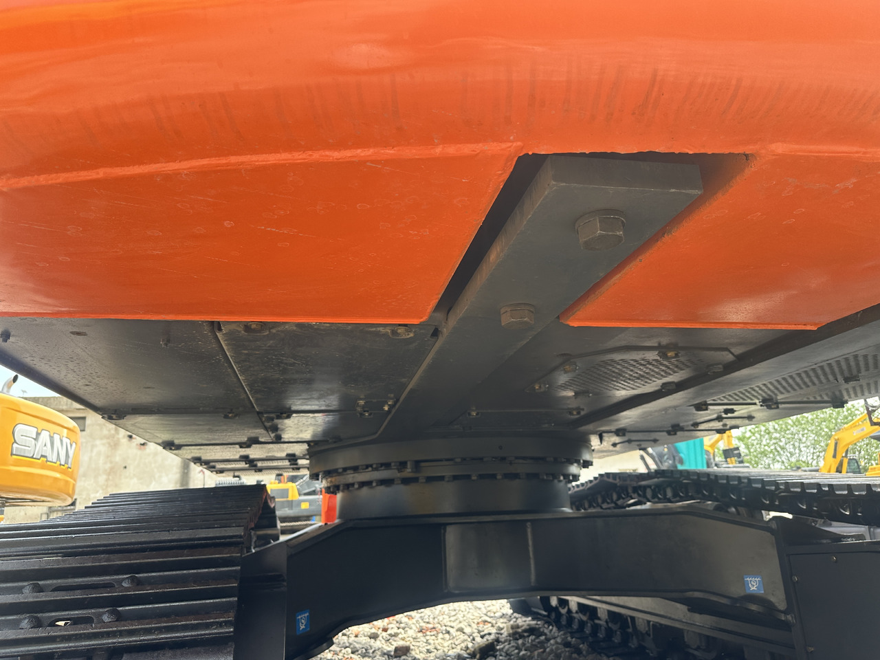 HITACHI ZX350H - Crawler excavator: picture 3 HITACHI ZX350H - Crawler excavator: picture 3