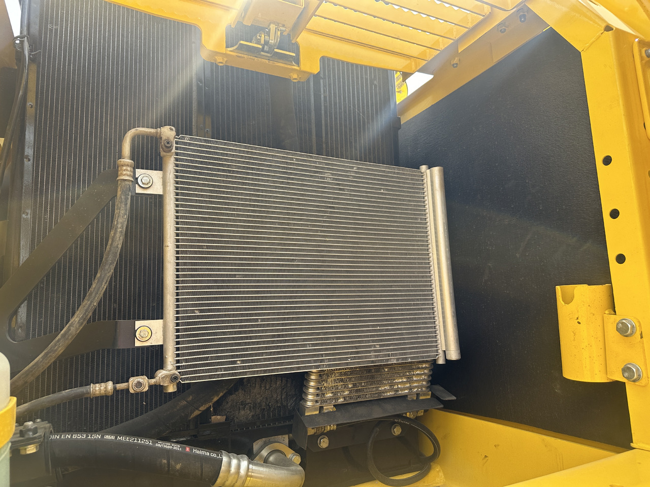 Komatsu PC 240 LC-8 - Crawler excavator: picture 4 Komatsu PC 240 LC-8 - Crawler excavator: picture 4