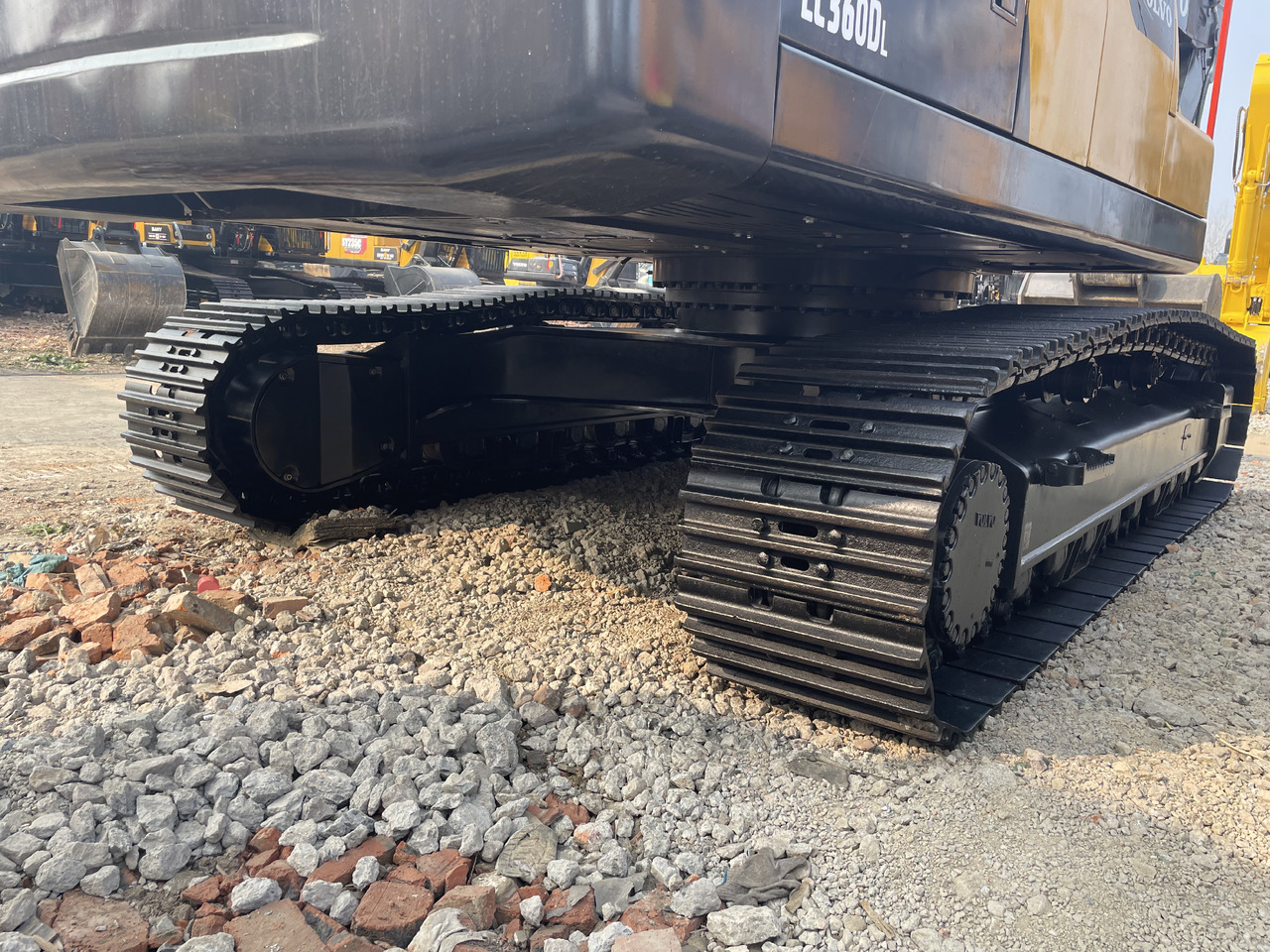 Leasing of VOLVO EC360 VOLVO EC360: picture 7