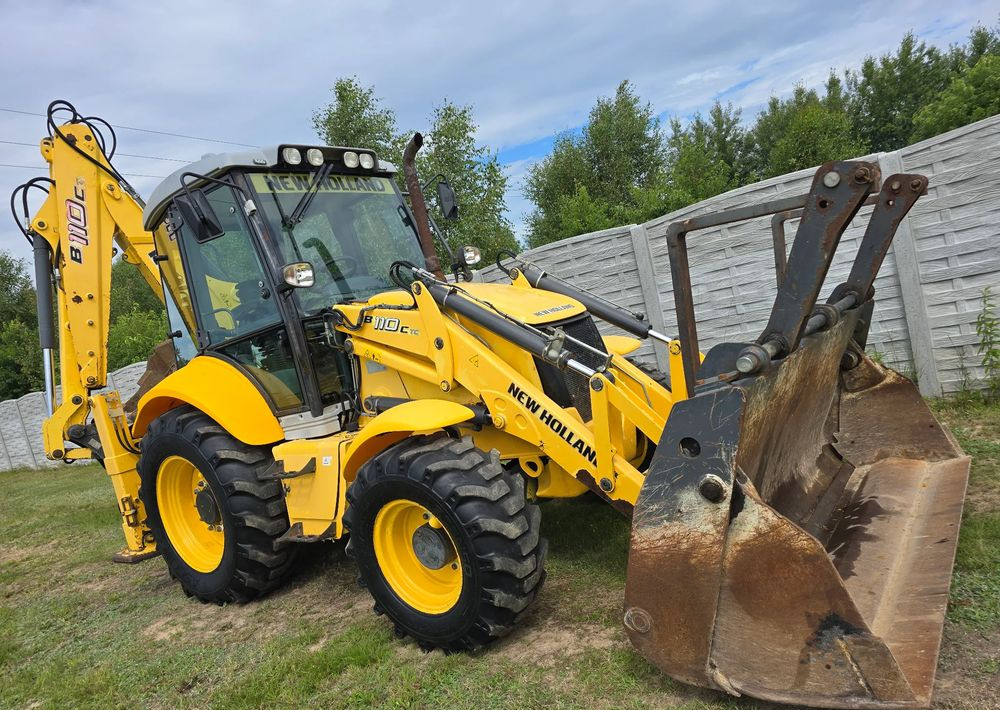 New Holland - Backhoe loader: picture 2 New Holland - Backhoe loader: picture 2