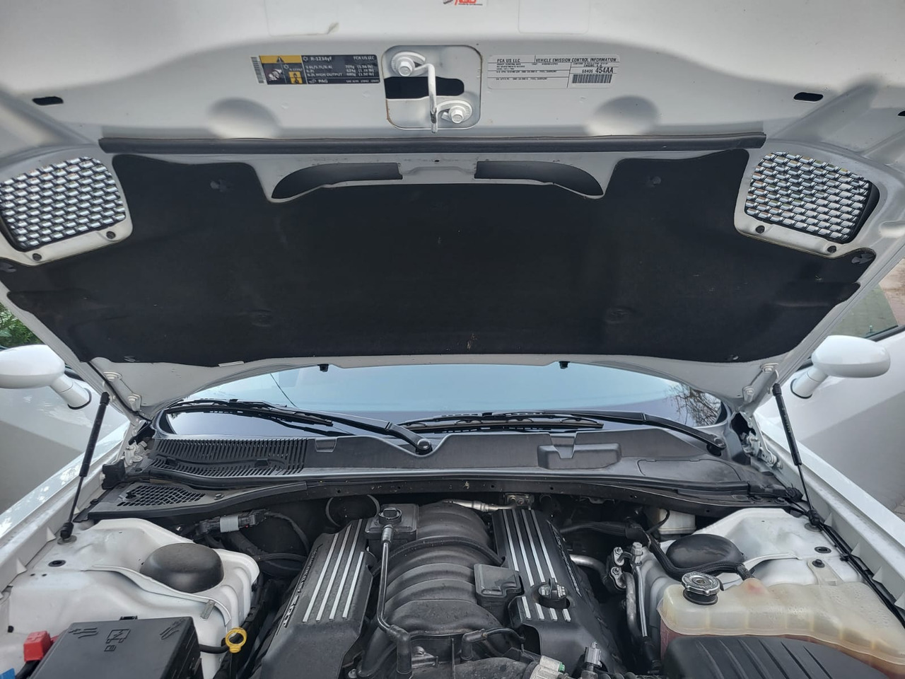 Coupe Dodge Challenger: picture 12