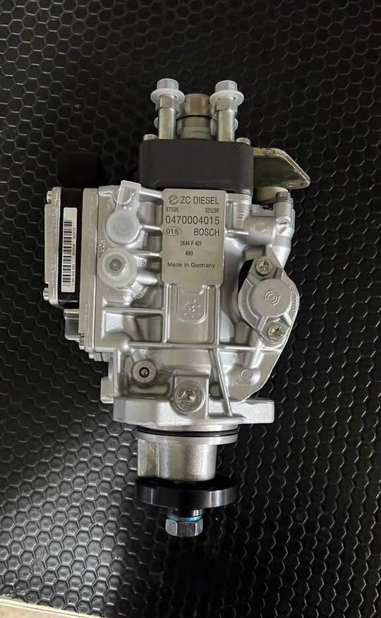 Bosch 2023 0470004015 Bosch Perkins - Fuel pump for Excavator: picture 3 Bosch 2023 0470004015 Bosch Perkins - Fuel pump for Excavator: picture 3