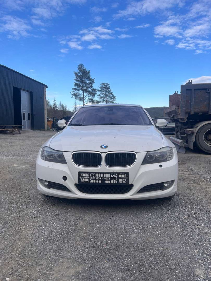 2009 BMW 316i Facelift (se mangellapp) - rep.-objekt - Sedan: picture 1 2009 BMW 316i Facelift (se mangellapp) - rep.-objekt - Sedan: picture 1